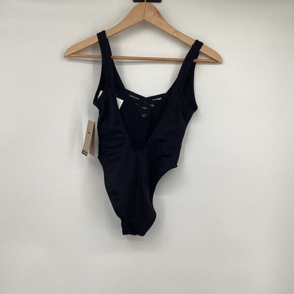 NWT Ladies Nike‎ sneakerkini- Bathing Suit Black XS - Picture 2 of 6